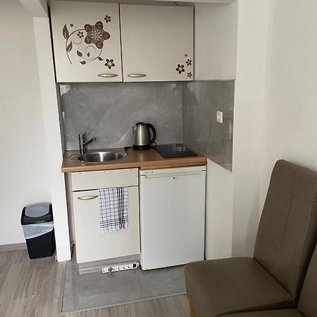 Ferienwohnung Monteurwohnung Kassel Zentral Ll Esterno foto