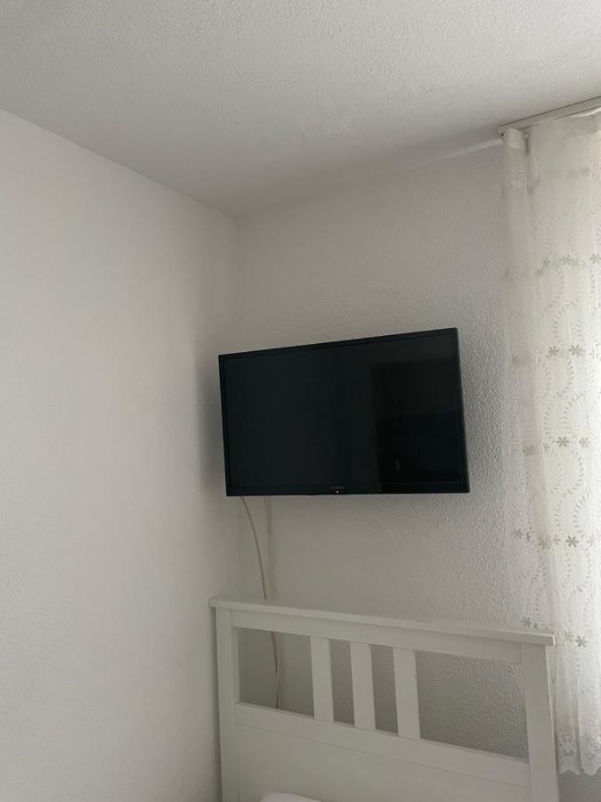 Ferienwohnung Monteurwohnung Kassel Zentral Ll Esterno foto